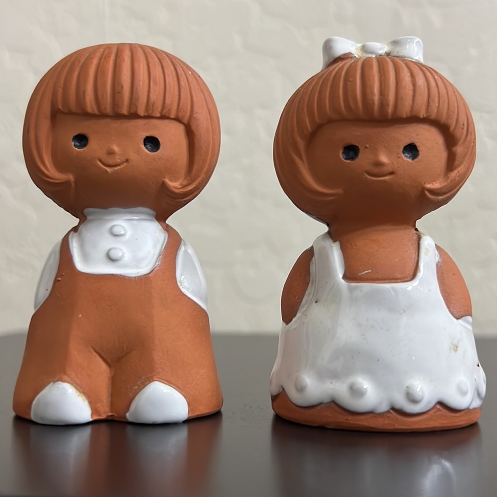 Holt Howard Red Clay Pottery Boy & Girl Salt & Pepper Shakers 3 1/2"x 2" Sticker